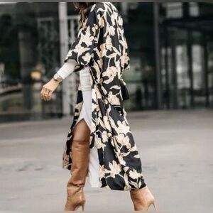 NWT Maison Du Soir Selena Kimono S/M Black Gold Floral Belt Duster Jacket Robe